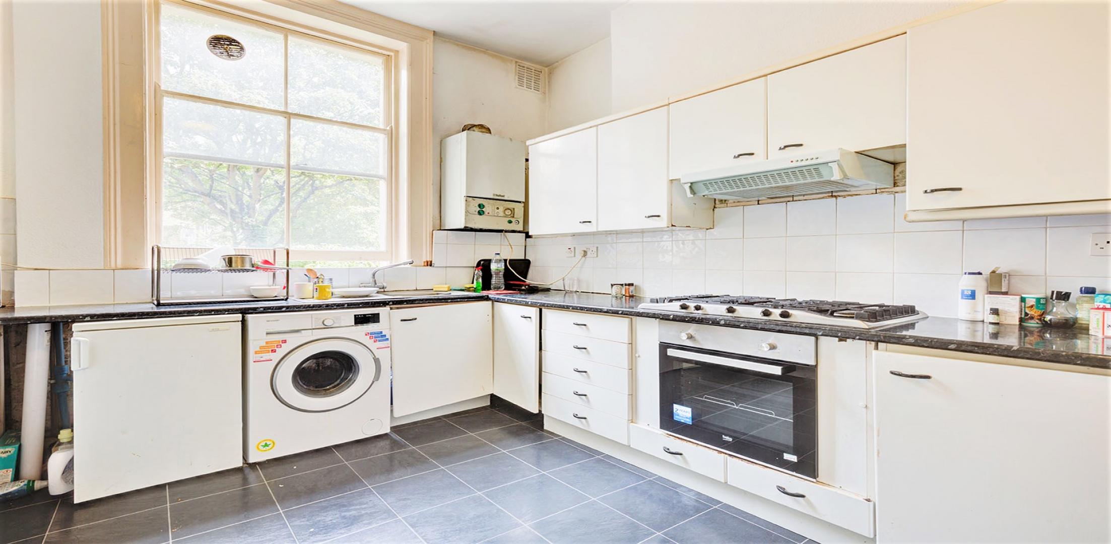 			6 Bedroom, 1 bath, 1 reception House			 Marylands Road, MAIDA VALE